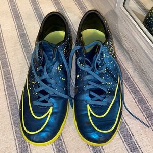 Nike mercurial indoor turf shoes women’s
